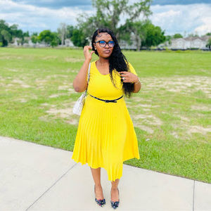 Meet your Posher, Thanayia